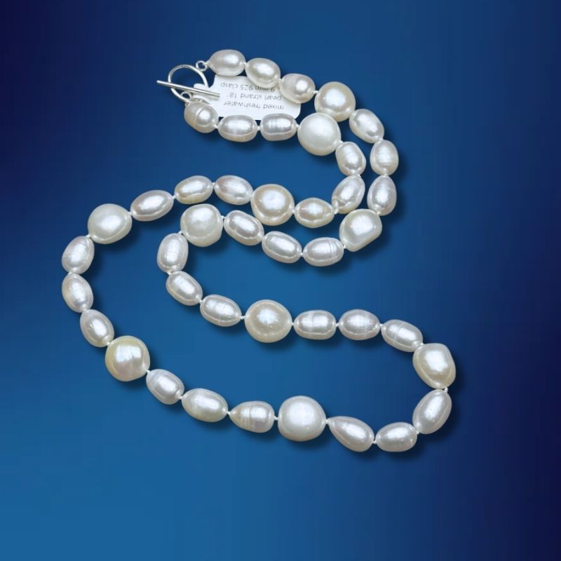Freshwater Pearl Strand with Varying Pearl Sizes