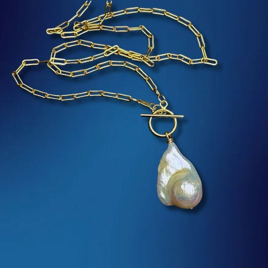 Stunning Baroque Freshwater Pearl on Toggle Chain
